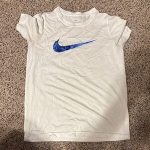 Nike White and Blue Short Sleeve Tee